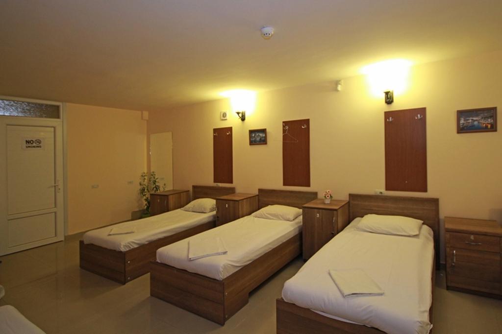 Yerevan Hostel Luaran gambar